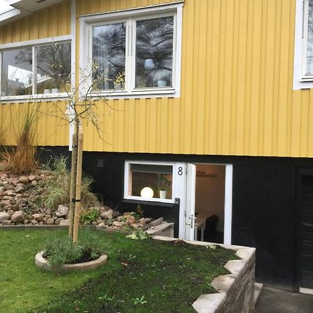 Bo Centralt I Vaernamo Exterior photo